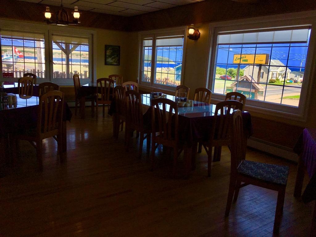 Laurie'S Inn 체티캠프 외부 사진